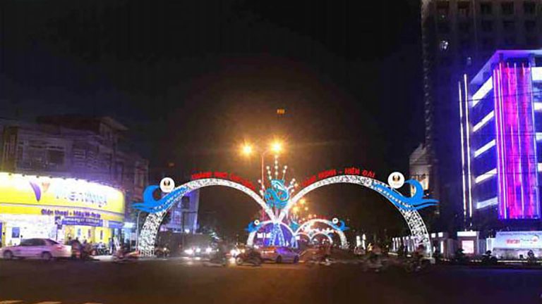 Trang Trí Cổng Led Quảng Ngãi-1